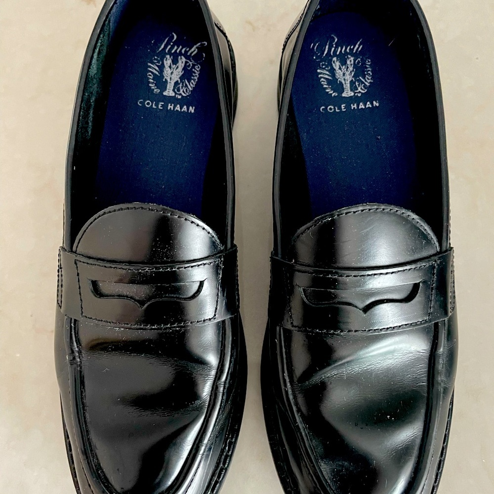 Classic Cole Haan Black Penny Loafers size 9.